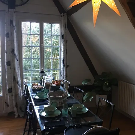 Au Bois Dormant D Hotes Bed & Breakfast