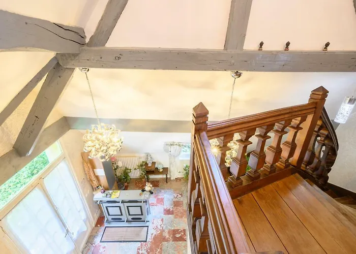 Au Bois Dormant D Hotes 3*